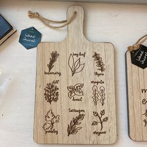 DECORATIVE WOOD MINI CUTTING BOARD